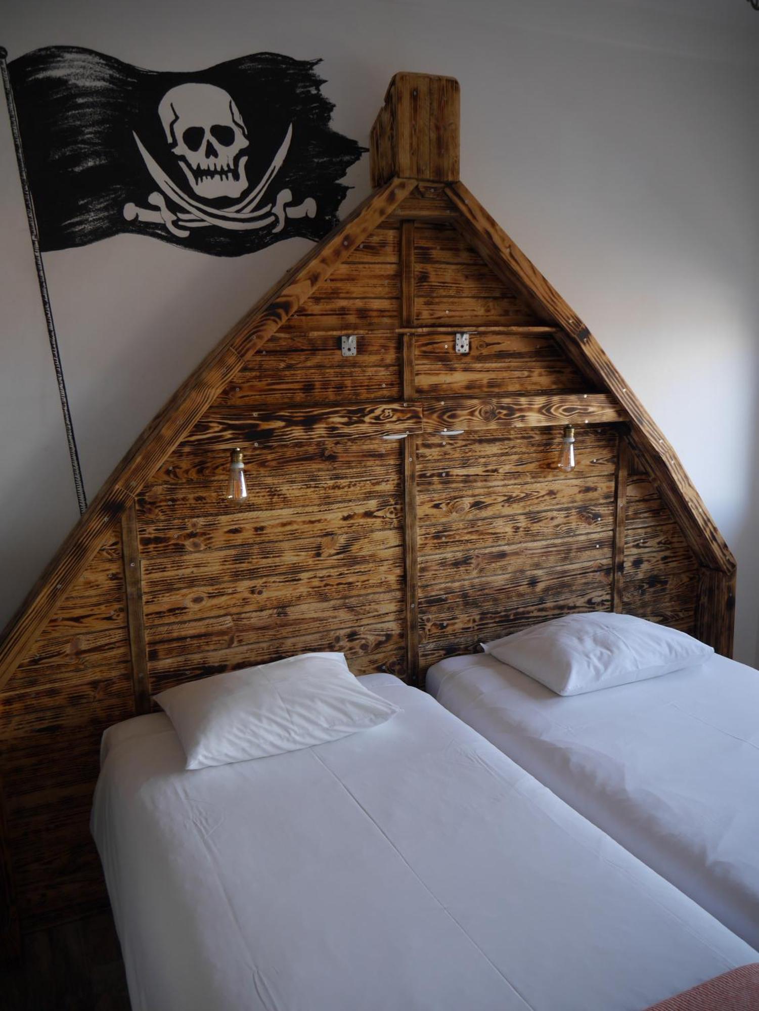 אריסרייה Hostel & Surfcamp 55 מראה חיצוני תמונה