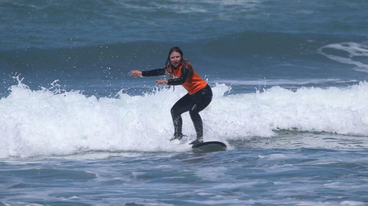 אריסרייה Hostel & Surfcamp 55 מראה חיצוני תמונה